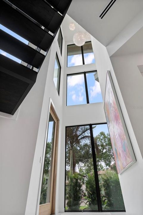 For Sale: $6,900,000 (5 beds, 5 baths, 6300 Square Feet)