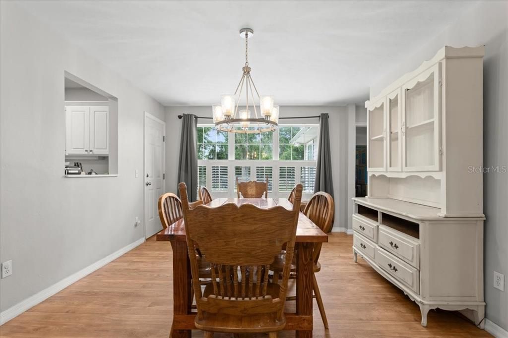 For Sale: $749,000 (5 beds, 2 baths, 2270 Square Feet)