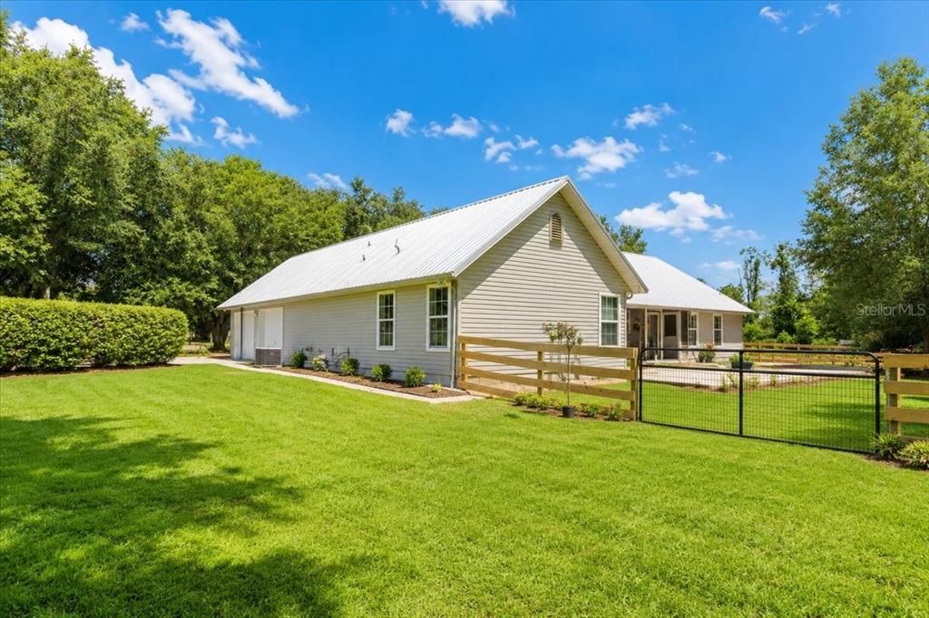 For Sale: $749,000 (5 beds, 2 baths, 2270 Square Feet)