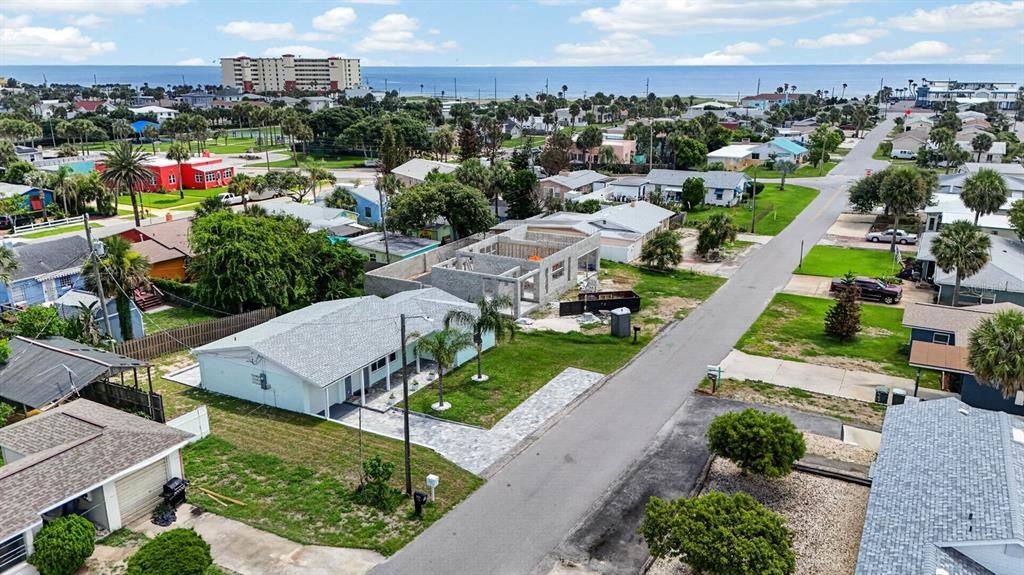 Activo con contrato: $360,000 (3 camas, 2 baños, 1116 Pies cuadrados)
