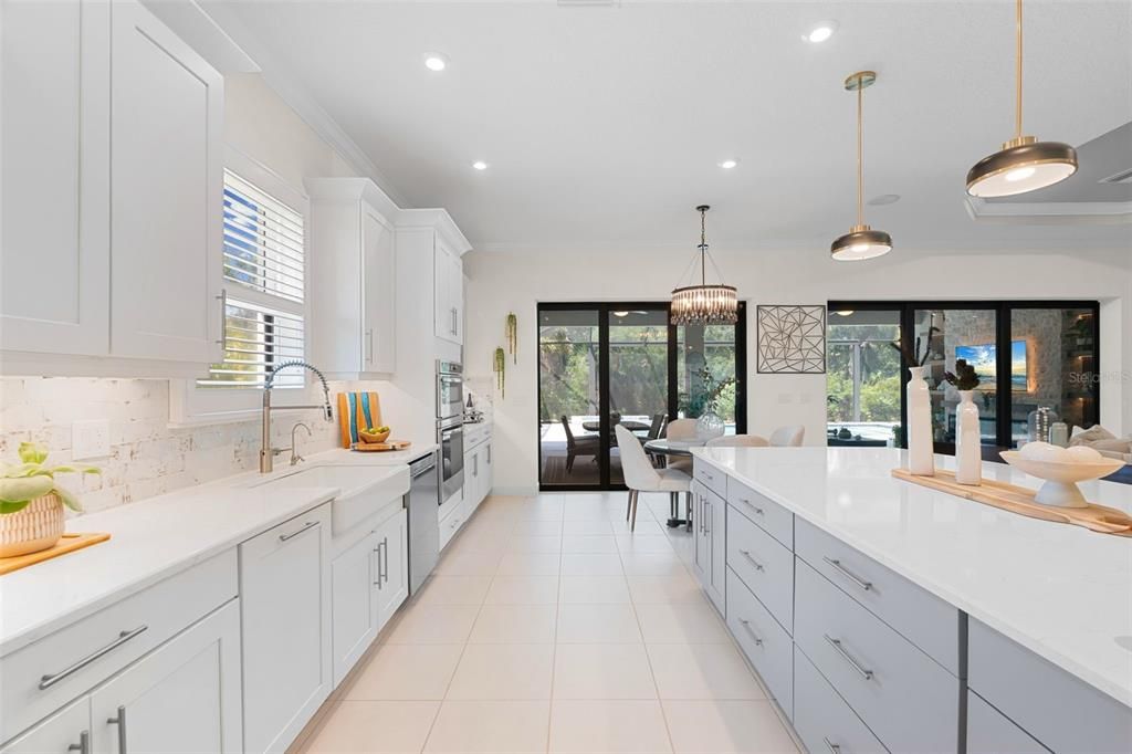 For Sale: $1,375,000 (3 beds, 3 baths, 3035 Square Feet)