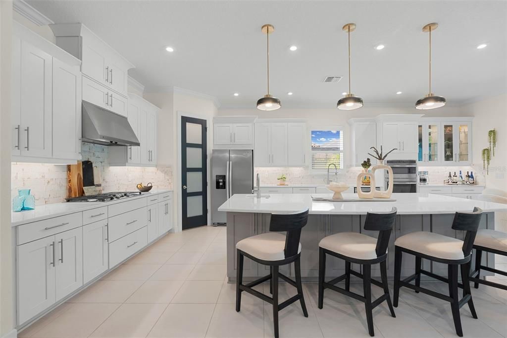 For Sale: $1,375,000 (3 beds, 3 baths, 3035 Square Feet)