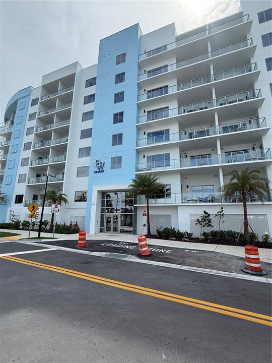 Recently Sold: $1,348,520 (3 beds, 3 baths, 1248 Square Feet)