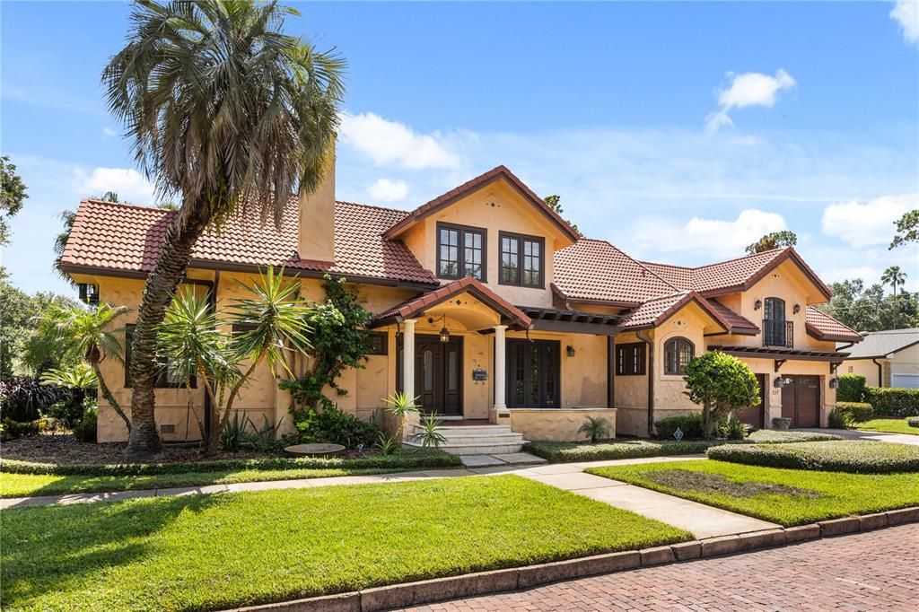 На продажу: $995,000 (5 спален, 4 ванн, 3526 Квадратных фут)