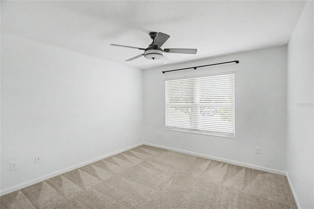 For Sale: $399,000 (4 beds, 2 baths, 1978 Square Feet)