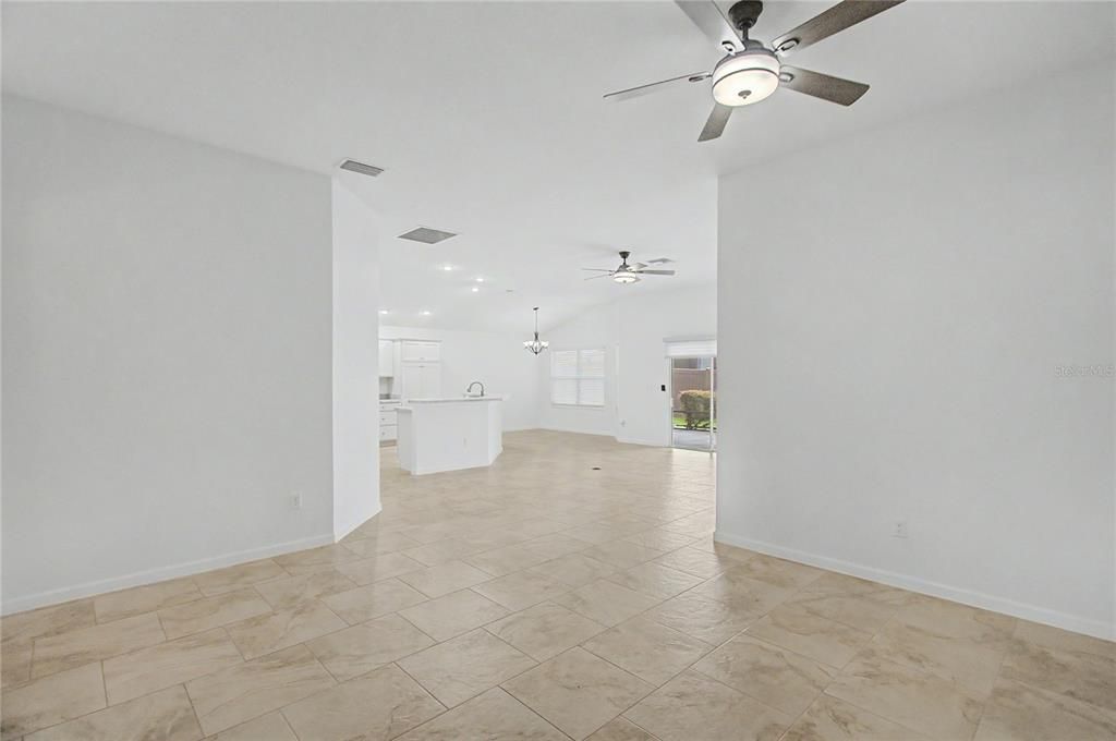 For Sale: $399,000 (4 beds, 2 baths, 1978 Square Feet)
