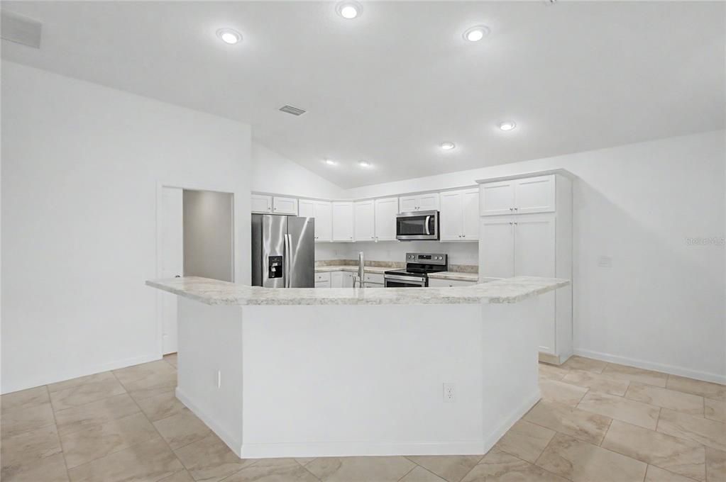For Sale: $399,000 (4 beds, 2 baths, 1978 Square Feet)