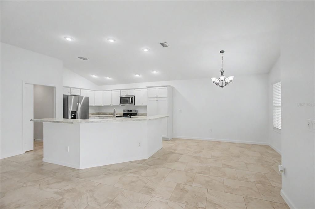 For Sale: $399,000 (4 beds, 2 baths, 1978 Square Feet)
