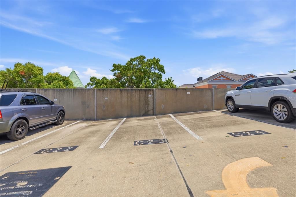 For Rent: $2,195 (1 beds, 1 baths, 789 Square Feet)