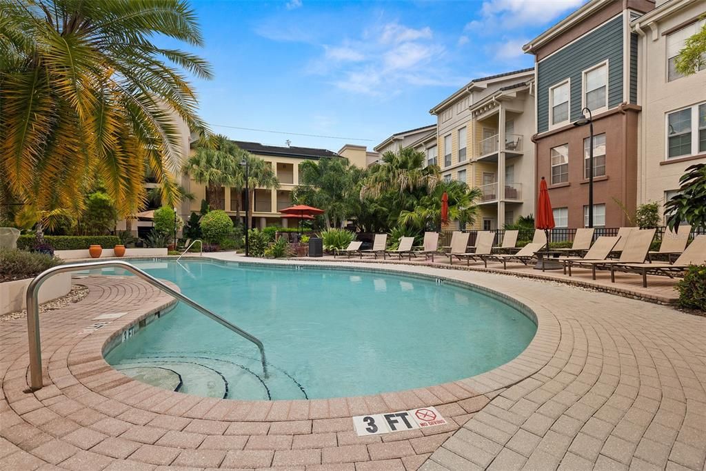For Rent: $2,195 (1 beds, 1 baths, 789 Square Feet)