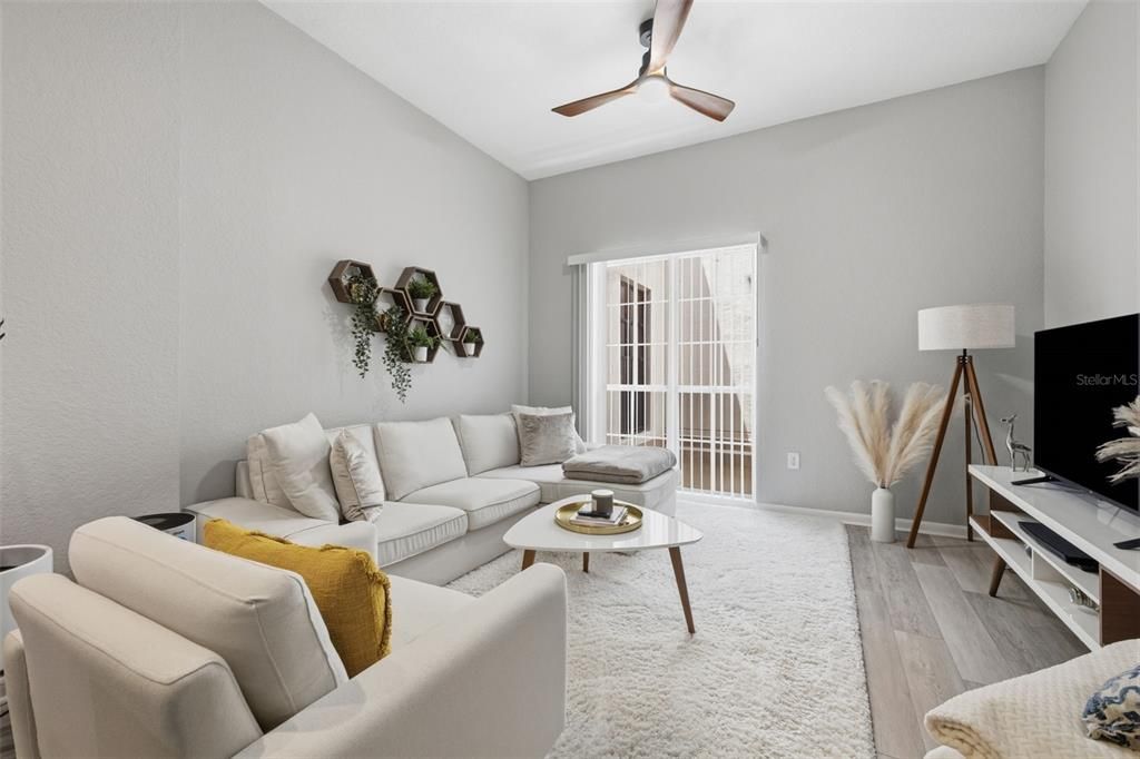 For Rent: $2,195 (1 beds, 1 baths, 789 Square Feet)