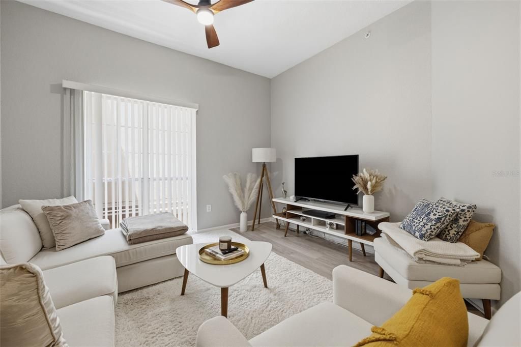 For Rent: $2,195 (1 beds, 1 baths, 789 Square Feet)