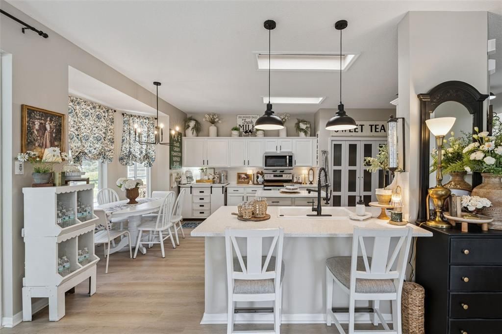 For Sale: $770,000 (4 beds, 3 baths, 3732 Square Feet)