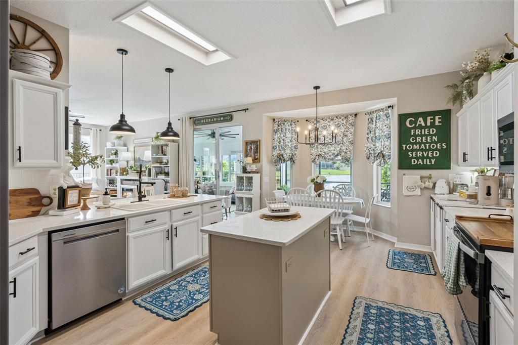 For Sale: $770,000 (4 beds, 3 baths, 3732 Square Feet)