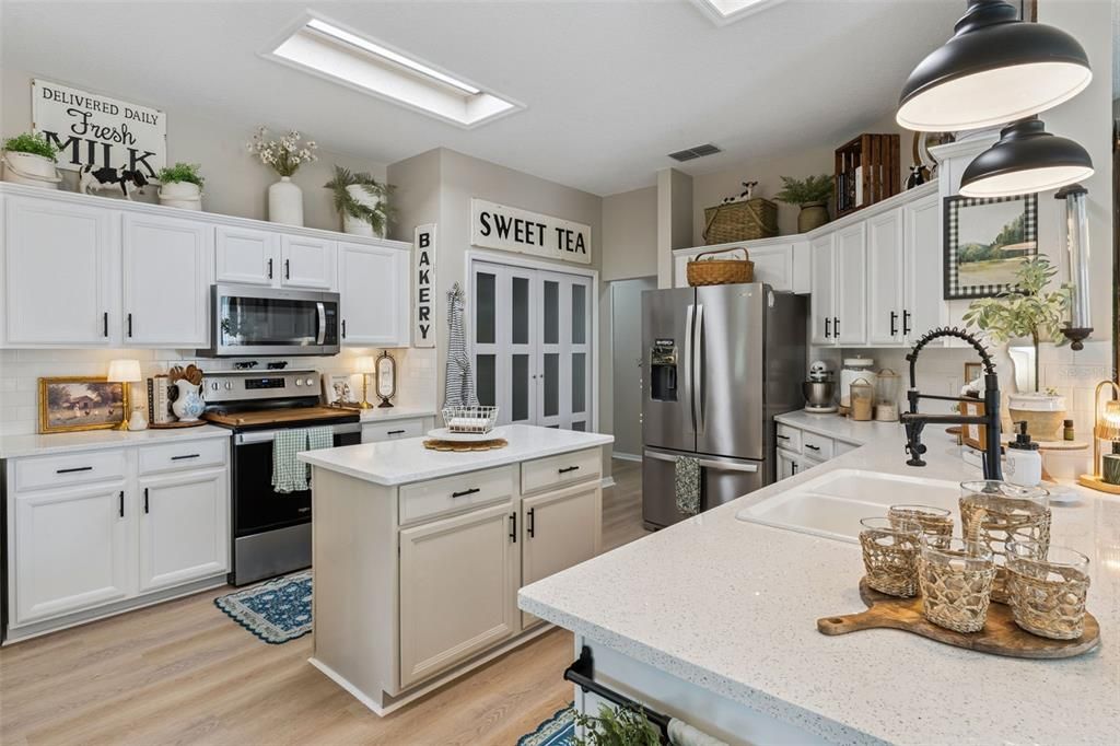 For Sale: $770,000 (4 beds, 3 baths, 3732 Square Feet)