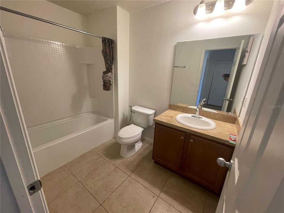 В аренду: $2,500 (3 спален, 2 ванн, 1620 Квадратных фут)