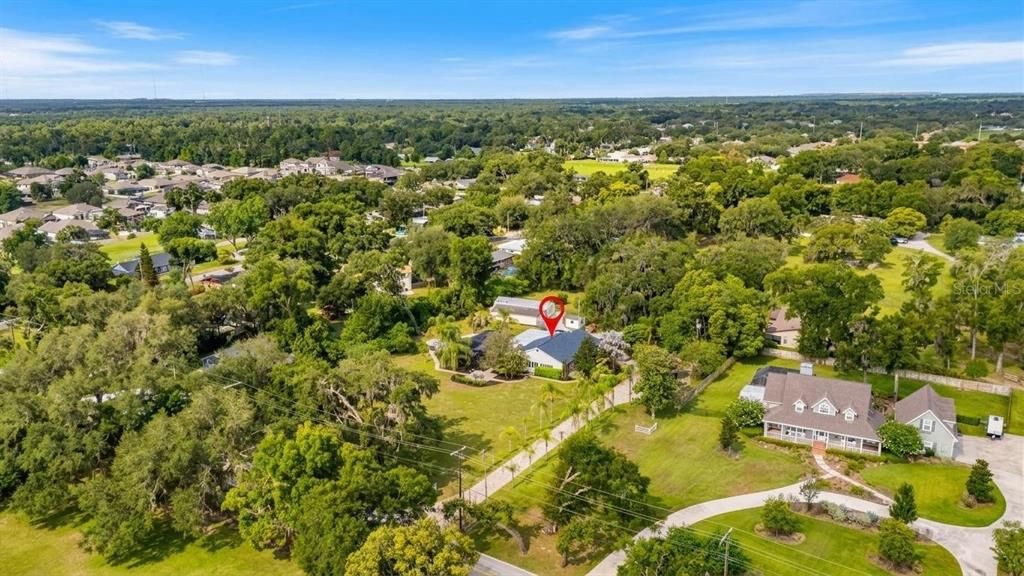 For Sale: $875,000 (5 beds, 2 baths, 3031 Square Feet)