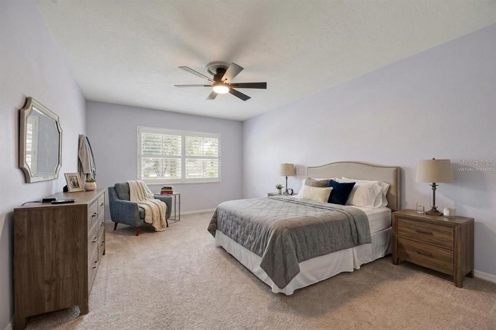 For Sale: $875,000 (5 beds, 2 baths, 3031 Square Feet)