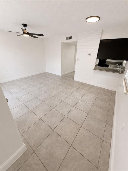 В аренду: $1,099 (1 спален, 1 ванн, 629 Квадратных фут)