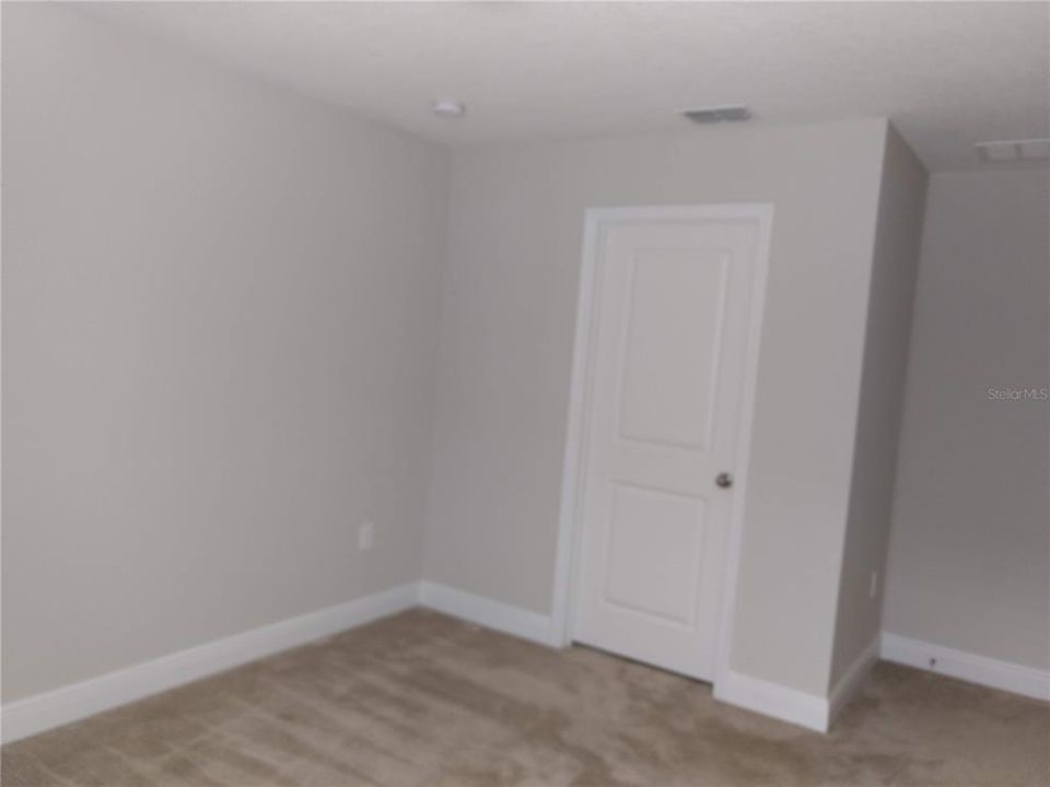 В аренду: $2,980 (4 спален, 2 ванн, 2581 Квадратных фут)