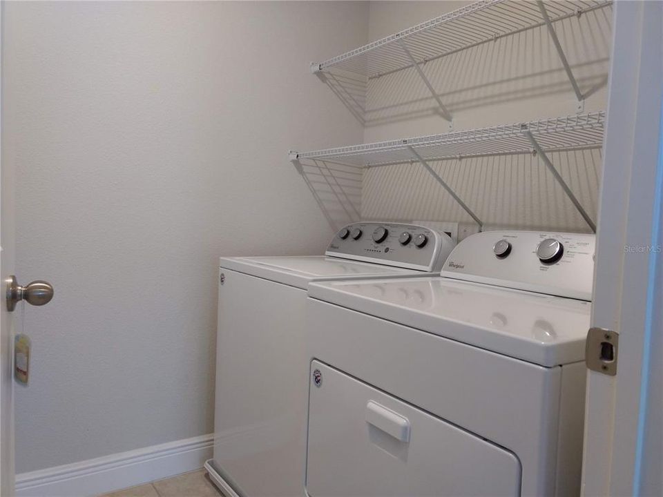 В аренду: $2,980 (4 спален, 2 ванн, 2581 Квадратных фут)