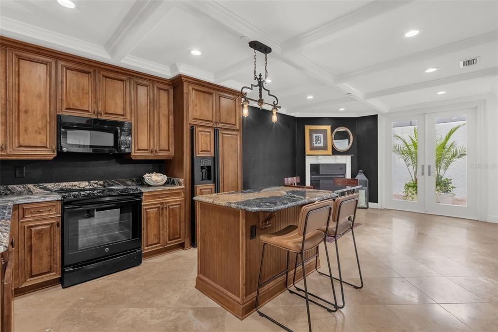 En Venta: $799,000 (3 camas, 2 baños, 1957 Pies cuadrados)