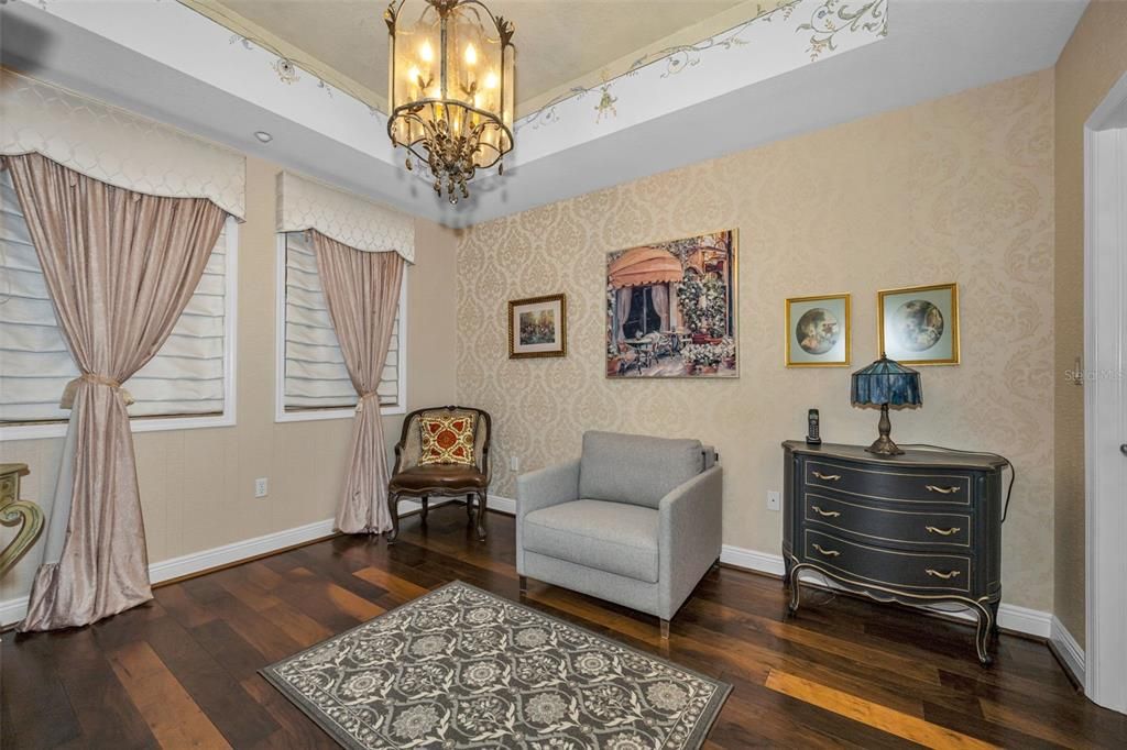 For Sale: $975,000 (3 beds, 3 baths, 1995 Square Feet)
