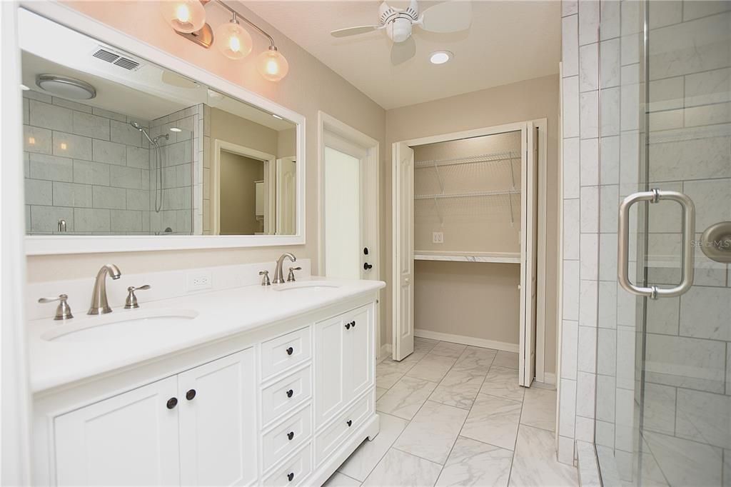 For Rent: $2,300 (3 beds, 2 baths, 1622 Square Feet)