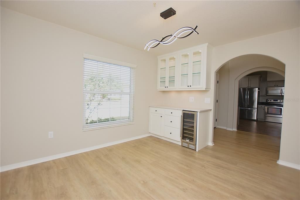For Rent: $2,300 (3 beds, 2 baths, 1622 Square Feet)