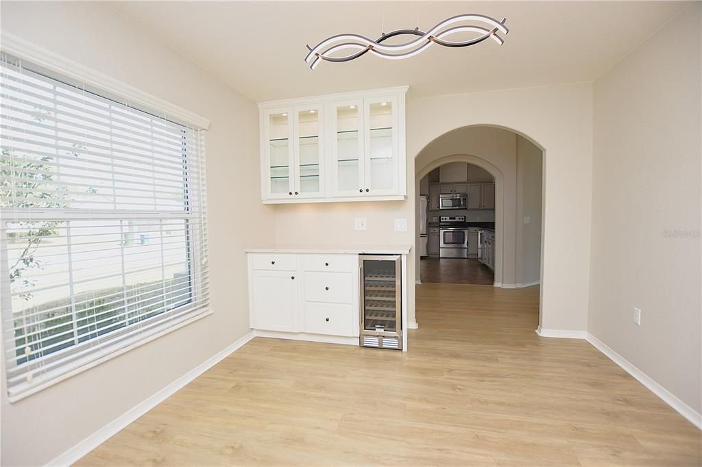 For Rent: $2,300 (3 beds, 2 baths, 1622 Square Feet)