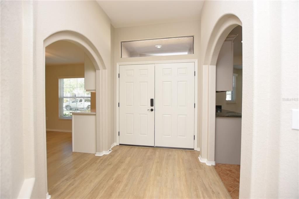 For Rent: $2,300 (3 beds, 2 baths, 1622 Square Feet)
