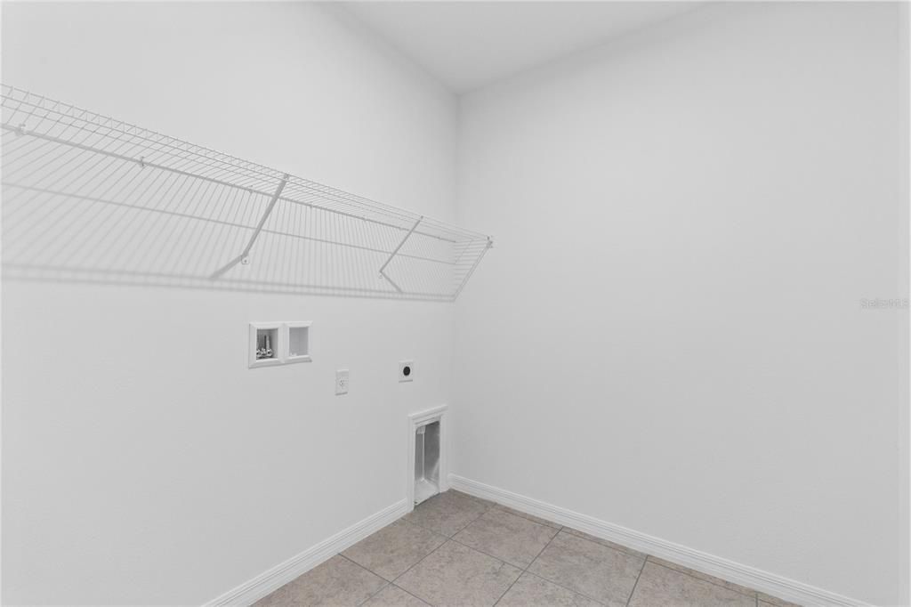 В аренду: $3,200 (4 спален, 3 ванн, 2198 Квадратных фут)