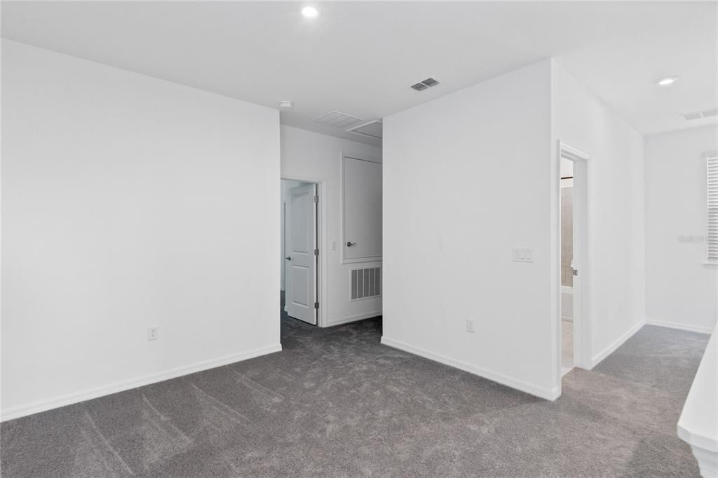 В аренду: $3,200 (4 спален, 3 ванн, 2198 Квадратных фут)