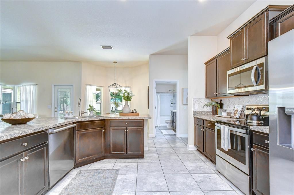 For Sale: $495,000 (4 beds, 3 baths, 2301 Square Feet)
