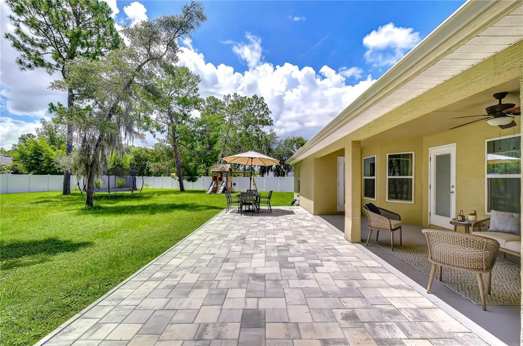 For Sale: $495,000 (4 beds, 3 baths, 2301 Square Feet)