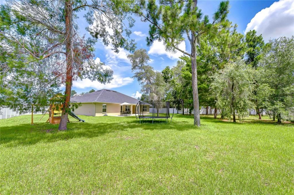 For Sale: $495,000 (4 beds, 3 baths, 2301 Square Feet)