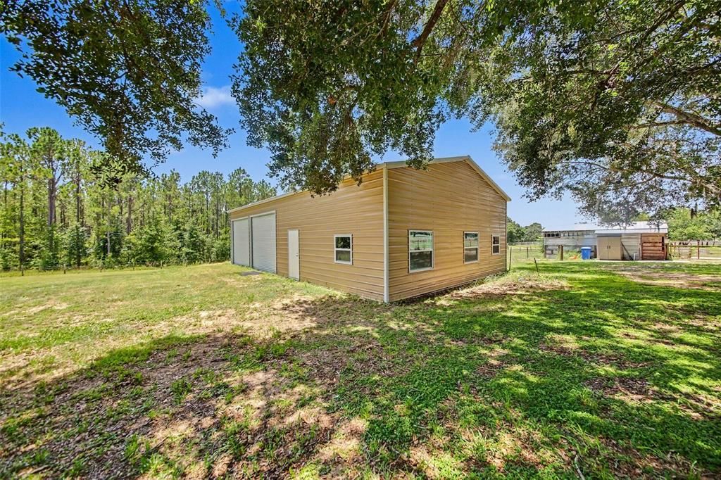 Activo con contrato: $980,000 (4 camas, 3 baños, 2221 Pies cuadrados)