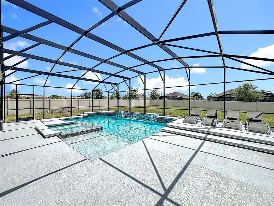 En Venta: $1,150,000 (4 camas, 4 baños, 3931 Pies cuadrados)