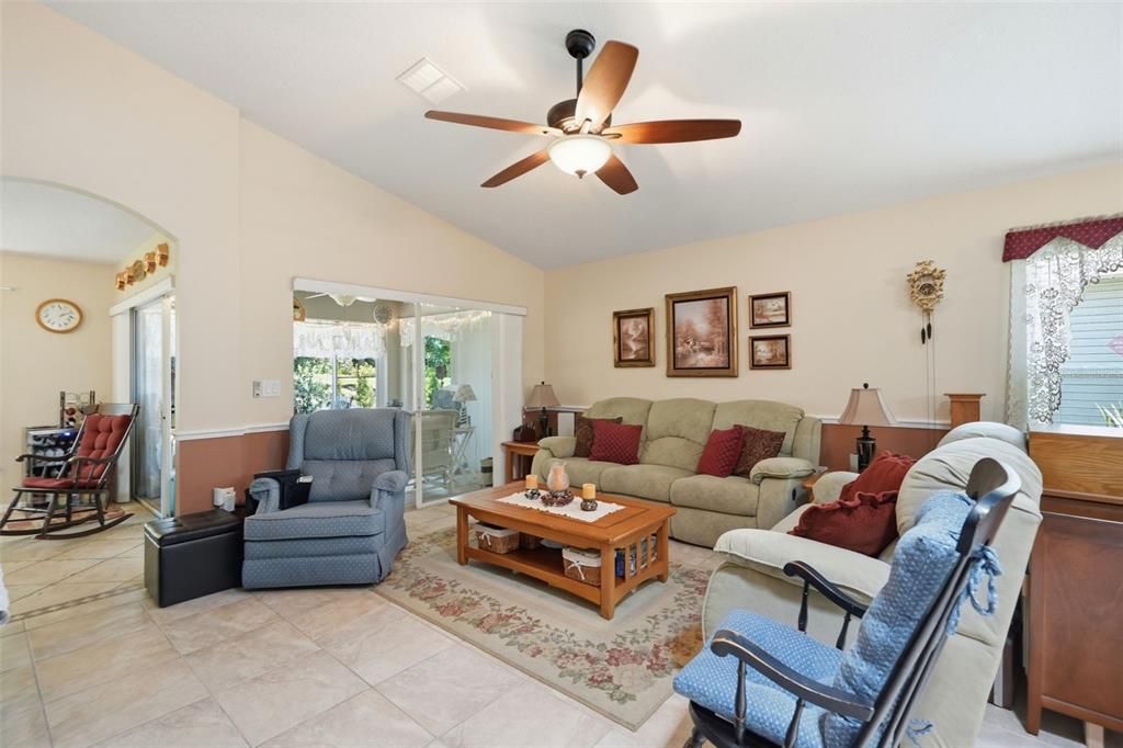 For Sale: $368,000 (3 beds, 2 baths, 1767 Square Feet)