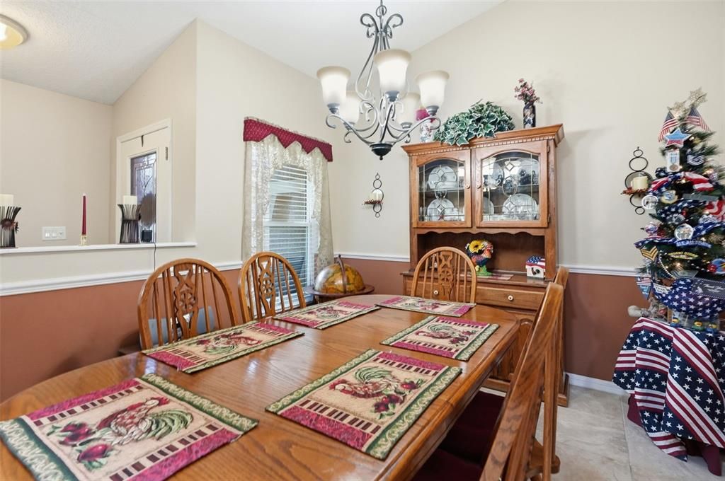 For Sale: $368,000 (3 beds, 2 baths, 1767 Square Feet)