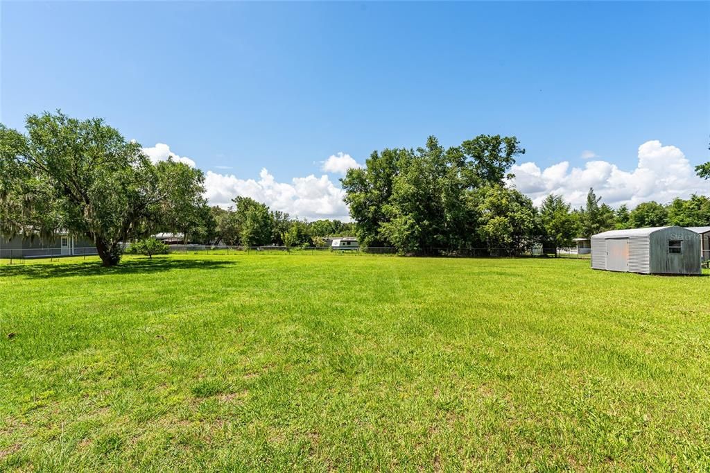 For Sale: $300,000 (3 beds, 2 baths, 1248 Square Feet)