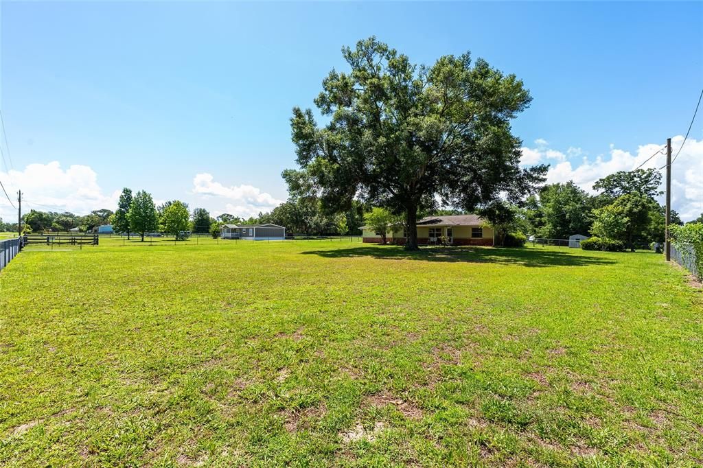 For Sale: $300,000 (3 beds, 2 baths, 1248 Square Feet)