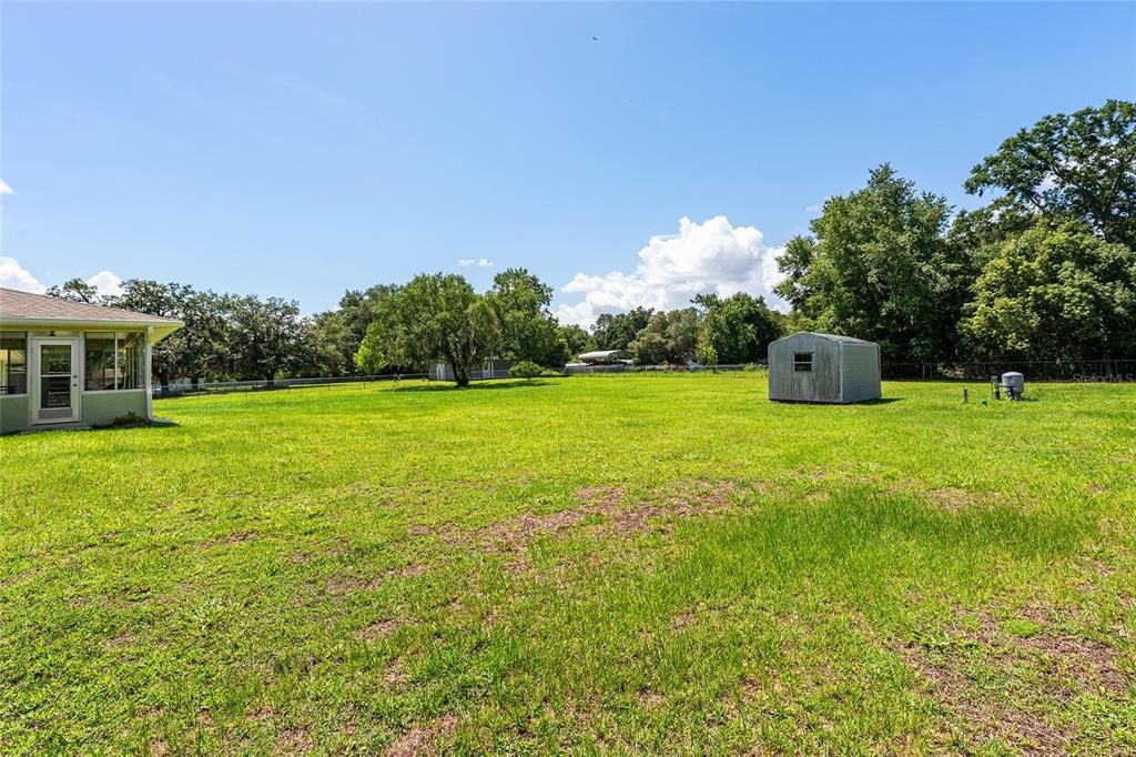 For Sale: $300,000 (3 beds, 2 baths, 1248 Square Feet)