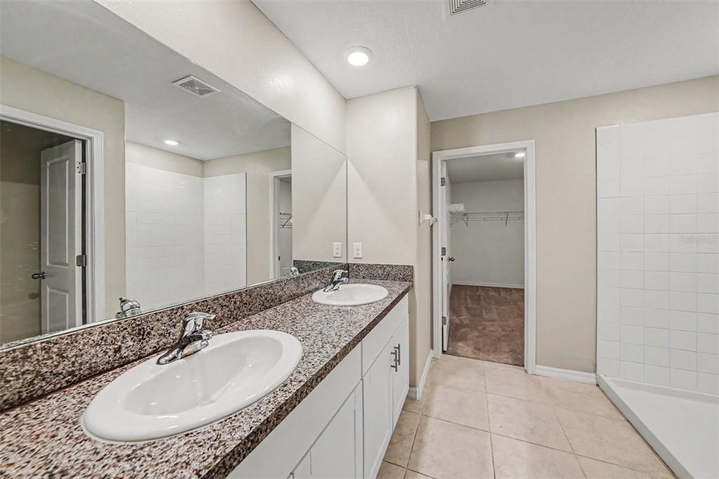 For Sale: $420,000 (4 beds, 2 baths, 2635 Square Feet)