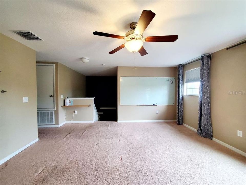 В аренду: $2,800 (4 спален, 3 ванн, 2500 Квадратных фут)