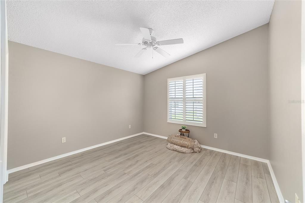 For Sale: $259,000 (2 beds, 2 baths, 1160 Square Feet)