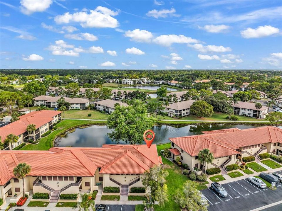 For Sale: $235,000 (2 beds, 2 baths, 1065 Square Feet)