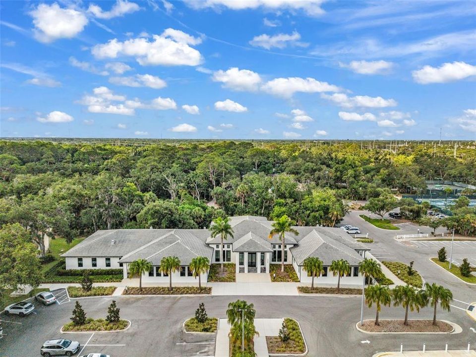 For Sale: $235,000 (2 beds, 2 baths, 1065 Square Feet)