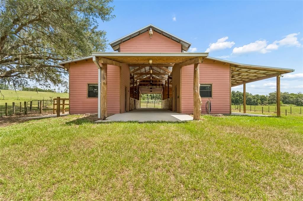 For Sale: $1,250,000 (3 beds, 2 baths, 2573 Square Feet)
