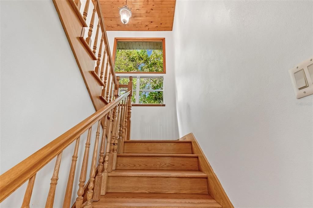 For Sale: $1,250,000 (3 beds, 2 baths, 2573 Square Feet)
